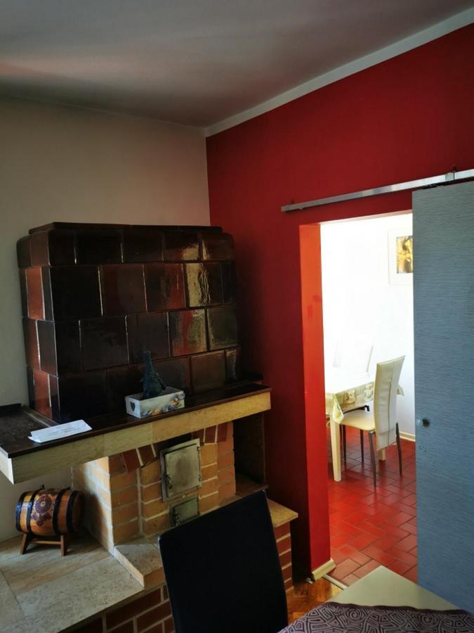 Apartmant Sandra - Big Terace And Free Parking Apartment คาร์โลวัตส์ ภายนอก รูปภาพ